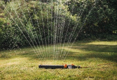 Zeeman Spectaculair Een centrale tool die een belangrijke rol speelt Alles voor de bewatering van je tuin! | Fiskars